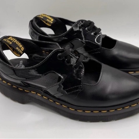 Dr. Martens Women's Genna Cut-Out Shoes Black Smooth & Patent